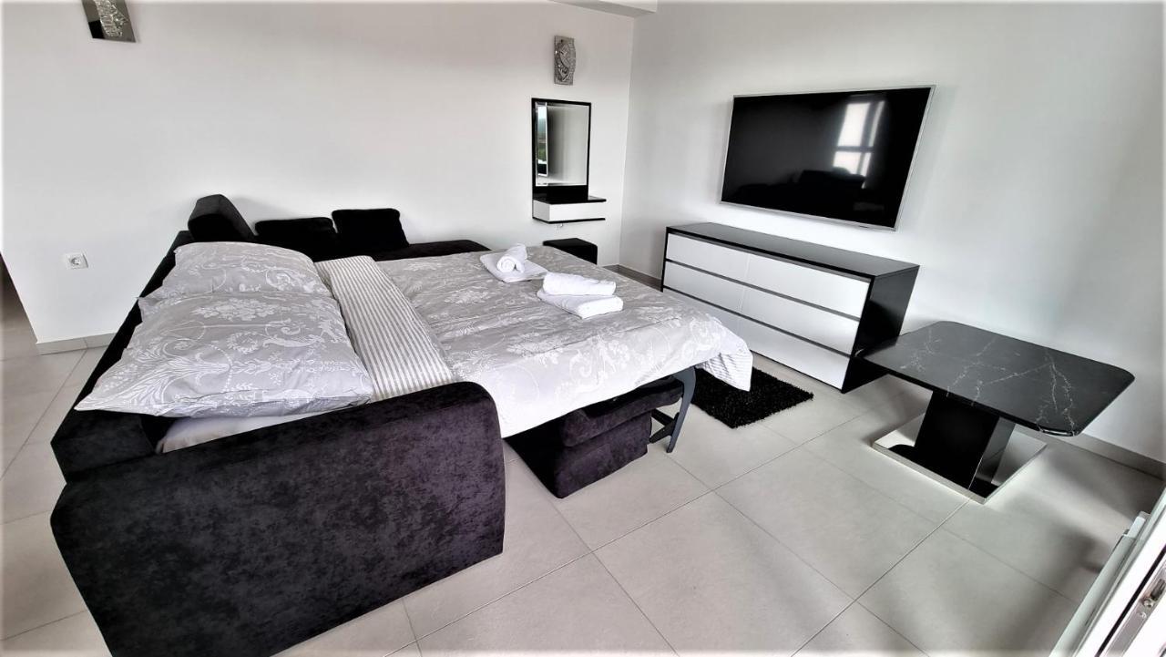 Apartment Bartol Luxury Apartments Krk Croatia, With Own Hot Tub - Whirlpool Krk Town