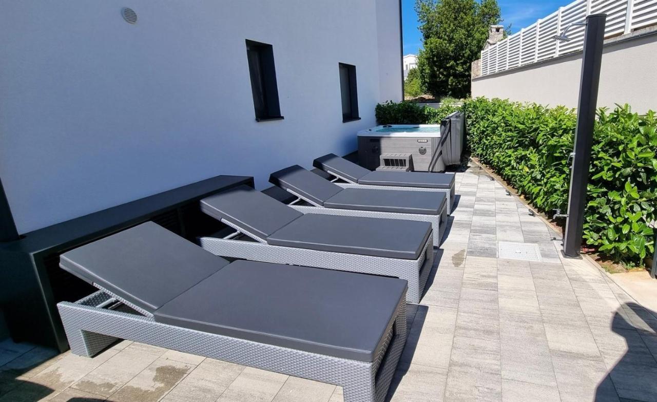 Bartol Luxury Apartments Krk Croatia, With Own Hot Tub - Whirlpool Apartment Krk Town