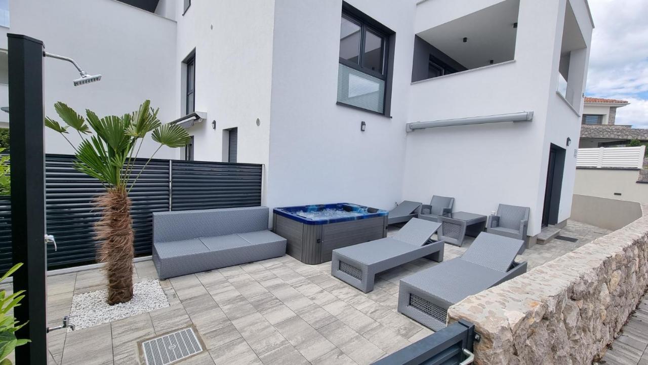 Apartment Bartol Luxury Apartments Krk Croatia, With Own Hot Tub - Whirlpool