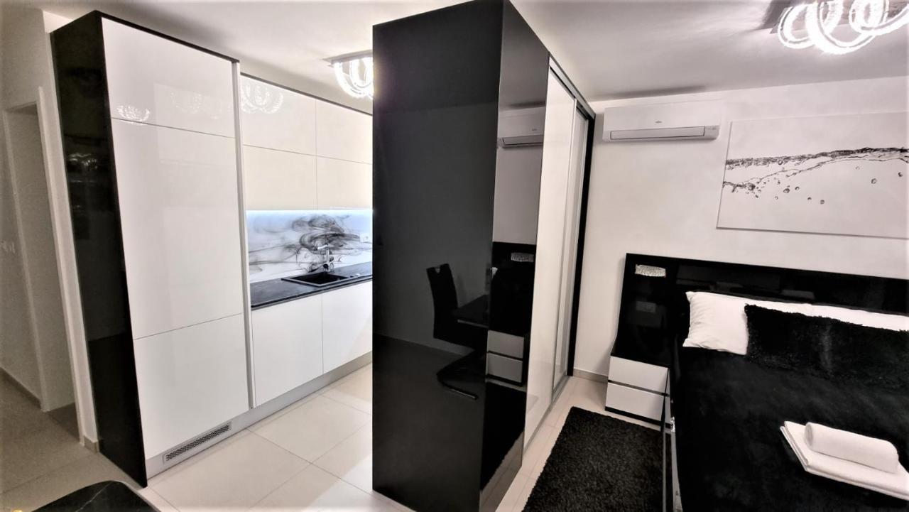 Bartol Luxury Apartments Krk Croatia, With Own Hot Tub - Whirlpool Krk Town