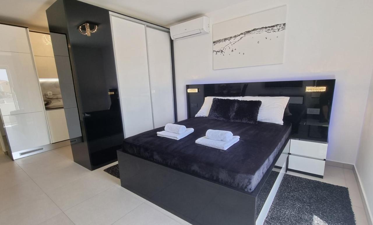Apartment Bartol Luxury Apartments Krk Croatia, With Own Hot Tub - Whirlpool