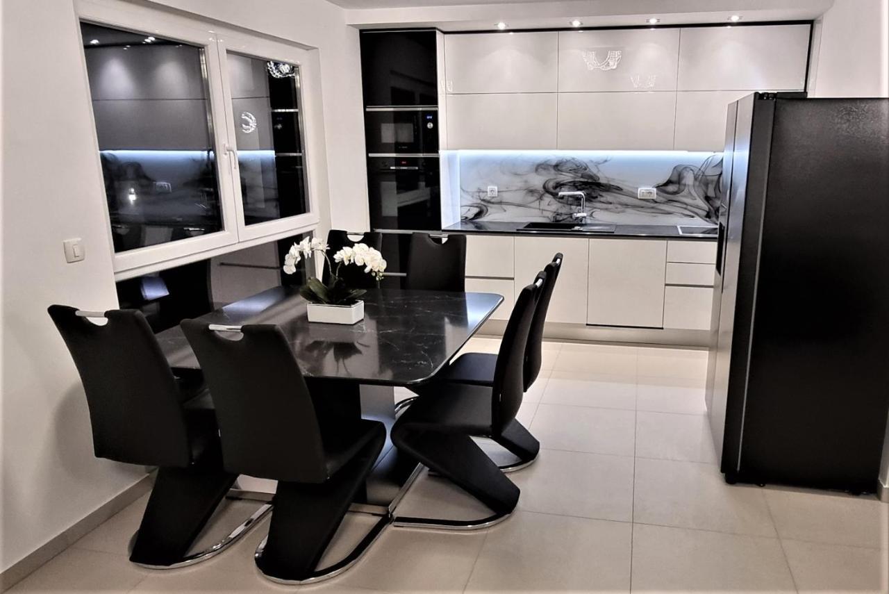 Bartol Luxury Apartments Krk Croatia, With Own Hot Tub - Whirlpool * Krk Town