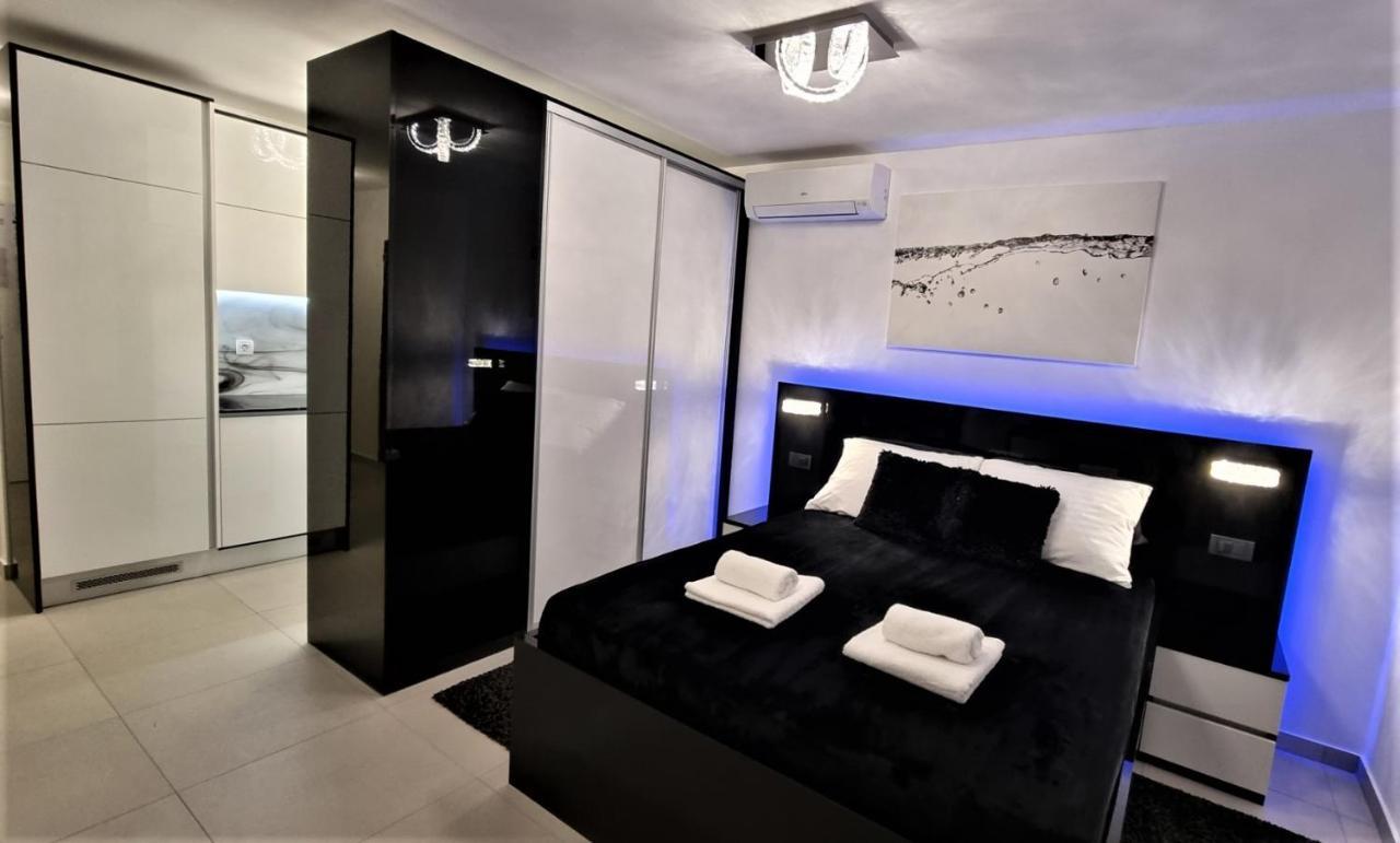 Apartment Bartol Luxury Apartments Krk Croatia, With Own Hot Tub - Whirlpool Krk Town