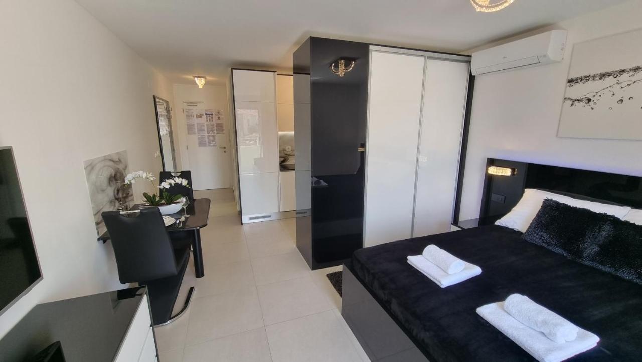 Apartment Bartol Luxury Apartments Krk Croatia, With Own Hot Tub - Whirlpool Krk Town