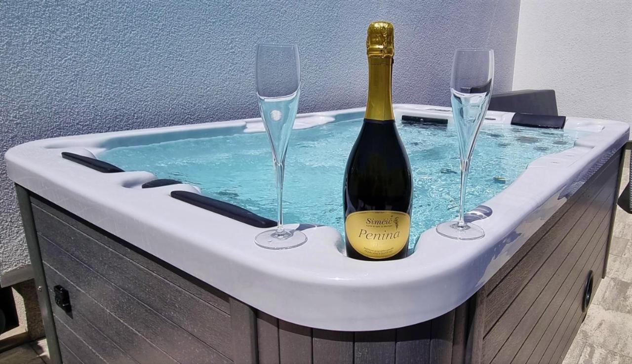 Apartment Bartol Luxury Apartments Krk Croatia, With Own Hot Tub - Whirlpool Krk Town