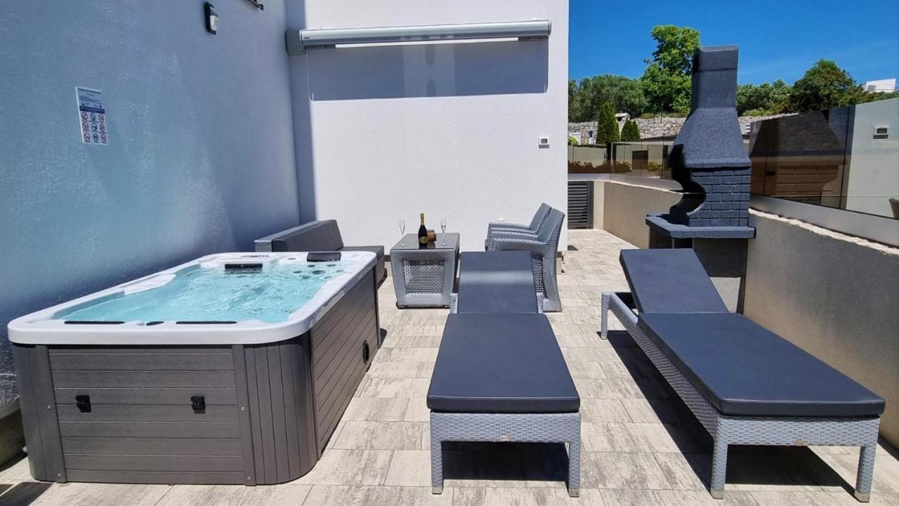 Apartment Bartol Luxury Apartments Krk Croatia, With Own Hot Tub - Whirlpool